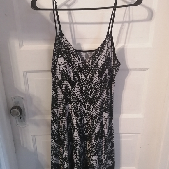Dress XL - Picture 2 of 2